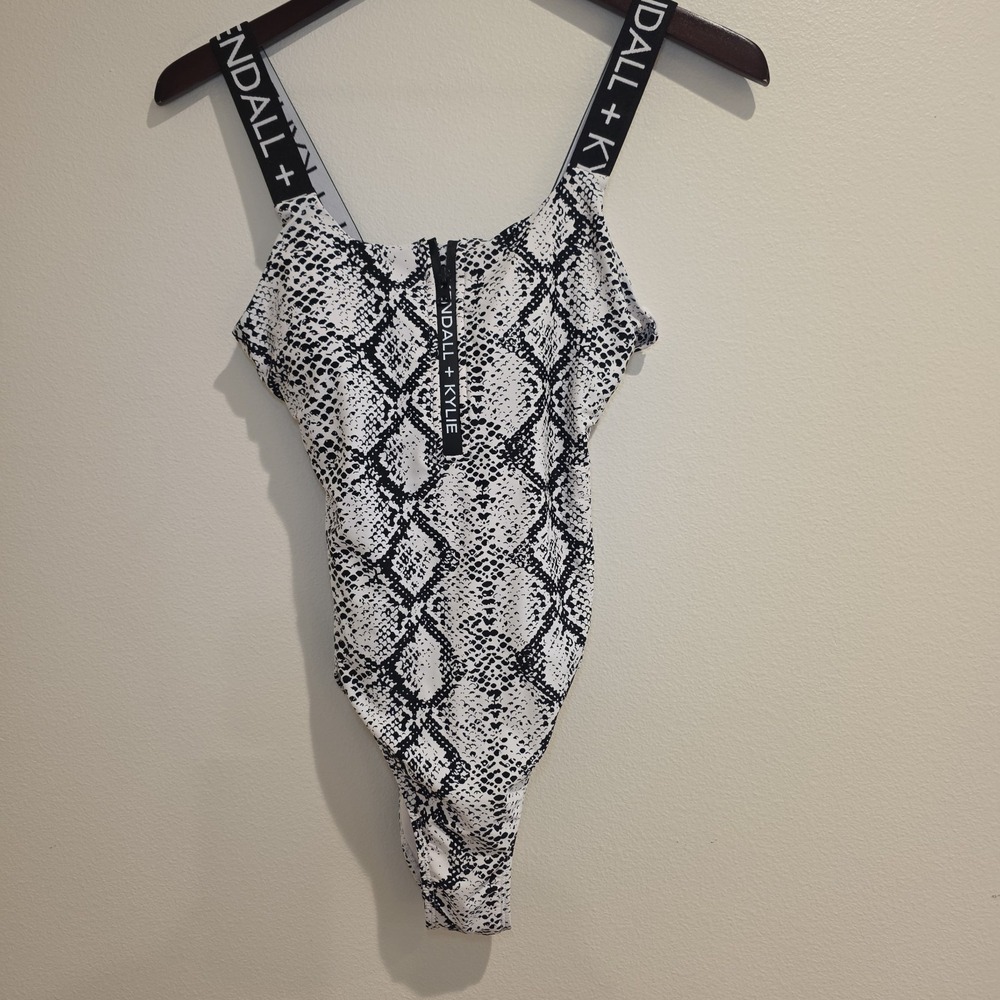 Kendall + Kylie Jenner Animal print Snake Logo Zipper Two Piece Swimsuit Size M